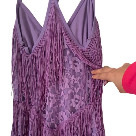 ASOS   Sexy Fringe Trim Bodycon dress    Size 6 - Picture 10 of 12